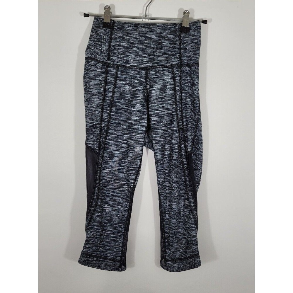 Lululemon Size small Drop It Like It's Hot Crop leggings White Black Mesh